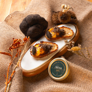 Tartine de jaune d&rsquo;oeuf confit à la truffe noire